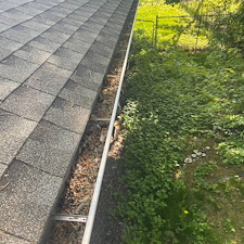 Gutter-Clean-Out-in-Pullman 3
