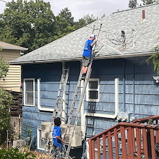 House-Washing-and-Gutter-Cleaning-in-Pullman-WA 1