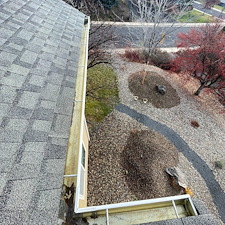 Huge-Gutter-Clean-Out-in-Pullman-WA 4