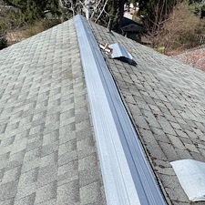 Roof-Shingling-Flashing-Install-and-Wash-in-Pullman 5