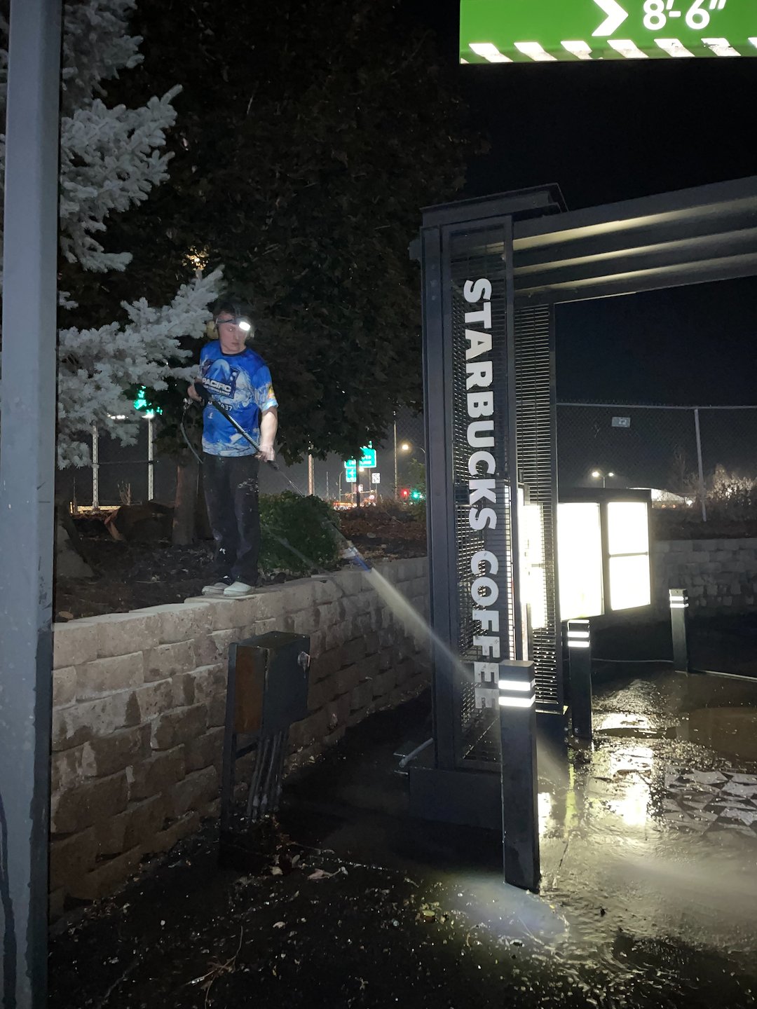 Starbucks Pressure Washing in Moses Lake, WA Thumbnail