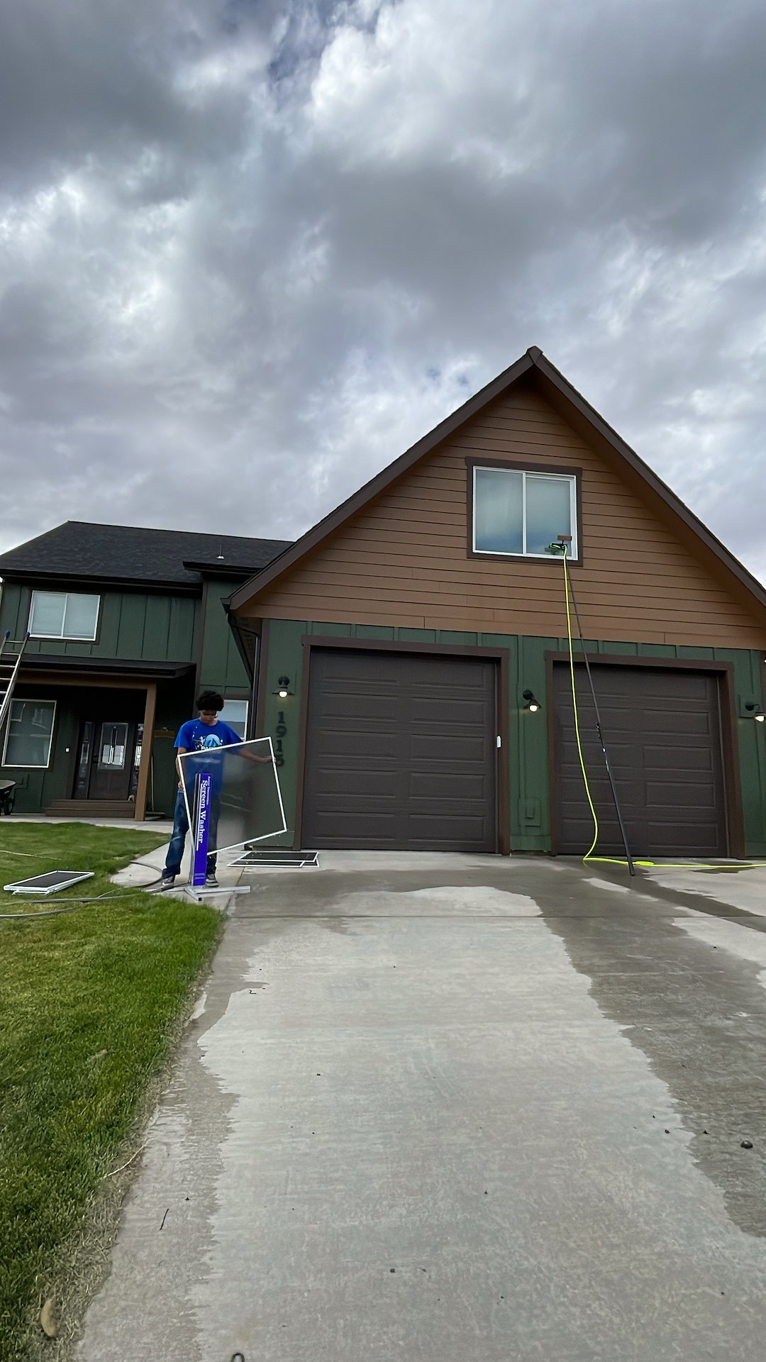 Window and Screen Washing in Moscow, ID Thumbnail